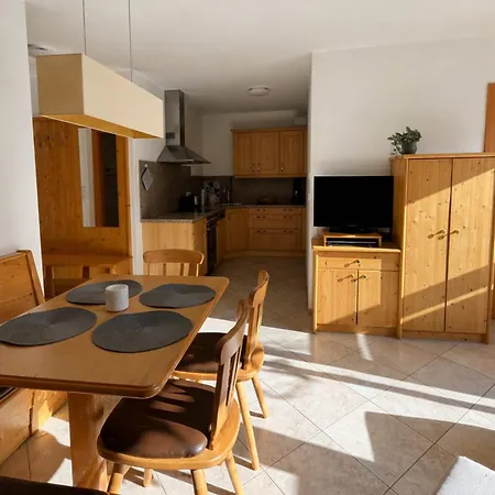 Apartment With Terrace In Hollersbach *