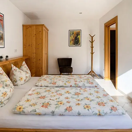 Apartment With Terrace In Hollersbach Hollersbach im Pinzgau