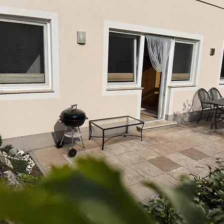 Apartment With Terrace In Hollersbach Hollersbach im Pinzgau